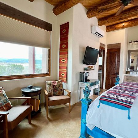 The Grand Hacienda Inn With Breakfast Abiquiu Exteriör bild