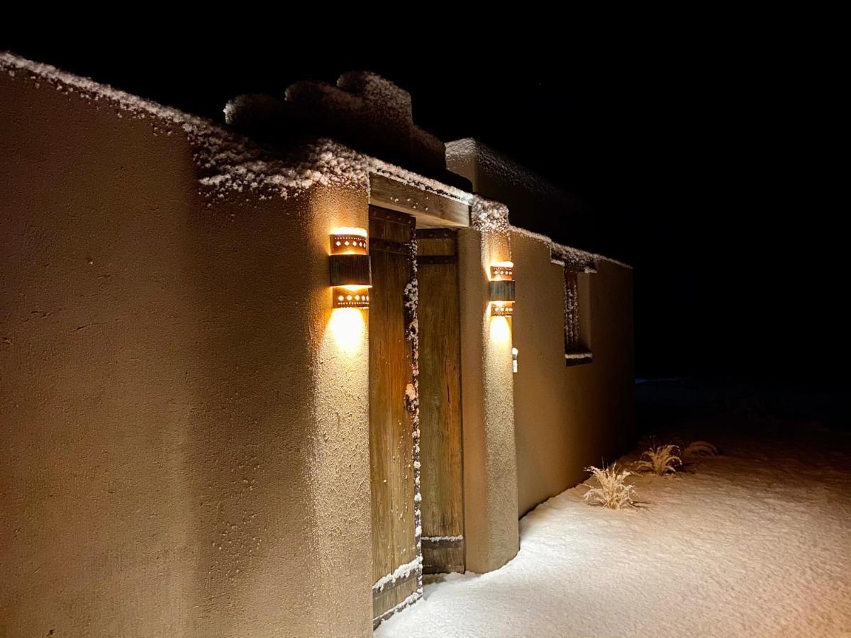 The Grand Hacienda Inn With Breakfast Abiquiu Exteriör bild