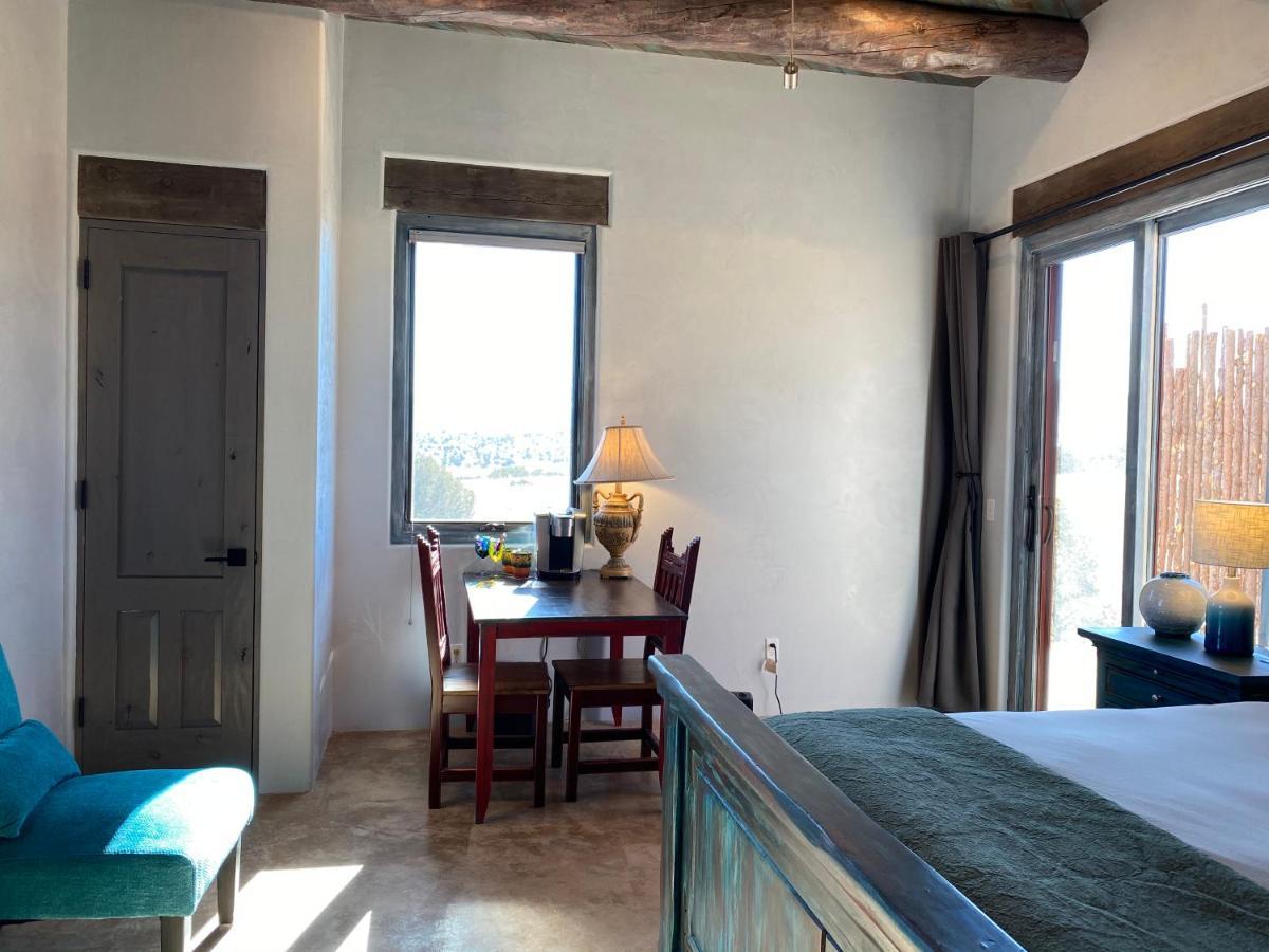 The Grand Hacienda Inn With Breakfast Abiquiu Exteriör bild