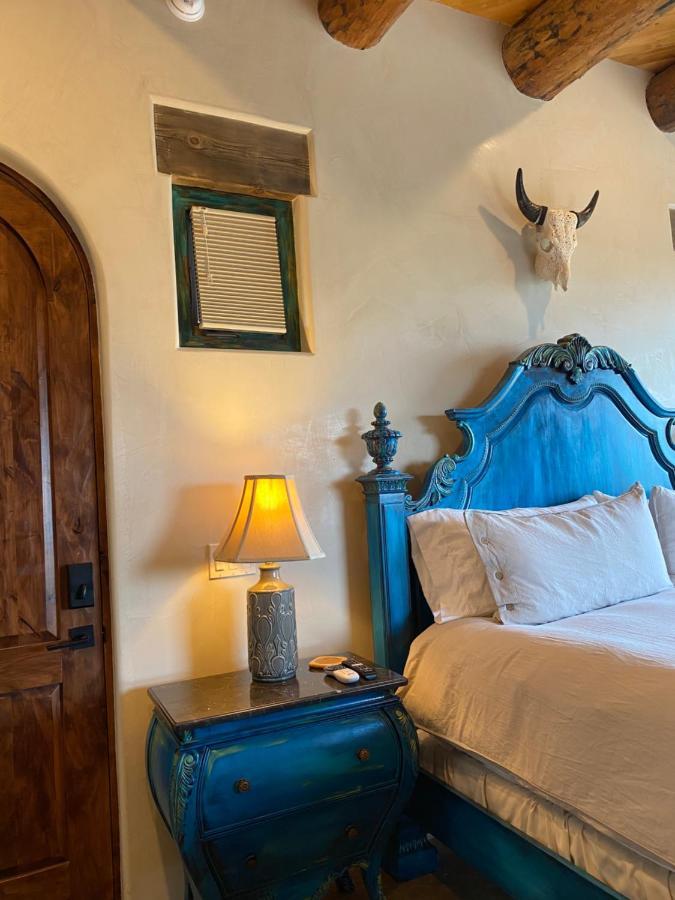 The Grand Hacienda Inn With Breakfast Abiquiu Exteriör bild